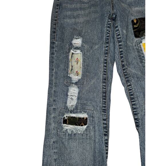 Caché Y2K Patchwork Bootcut Jeans Distressed Tapestry Pocket Denim Size 6 - Picture 5 of 14